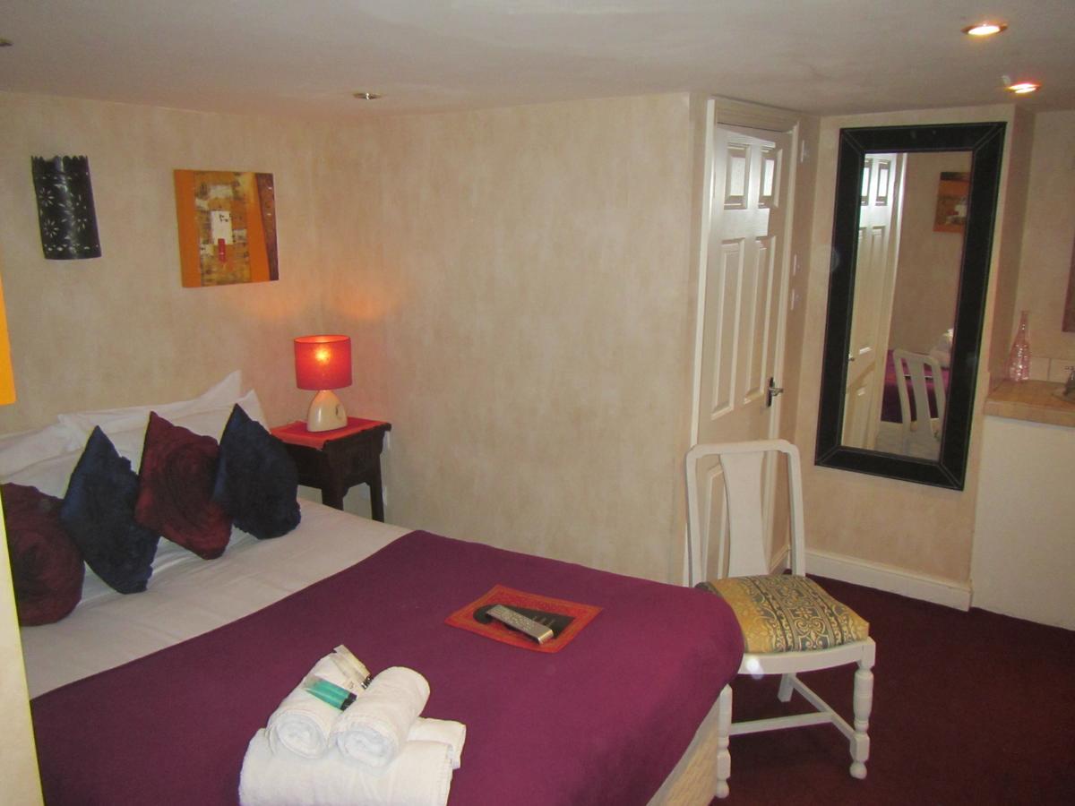 Kasbah Hotell Ryde  Exteriör bild